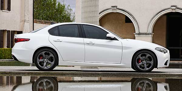 alfa-romeo-giulia-lateral