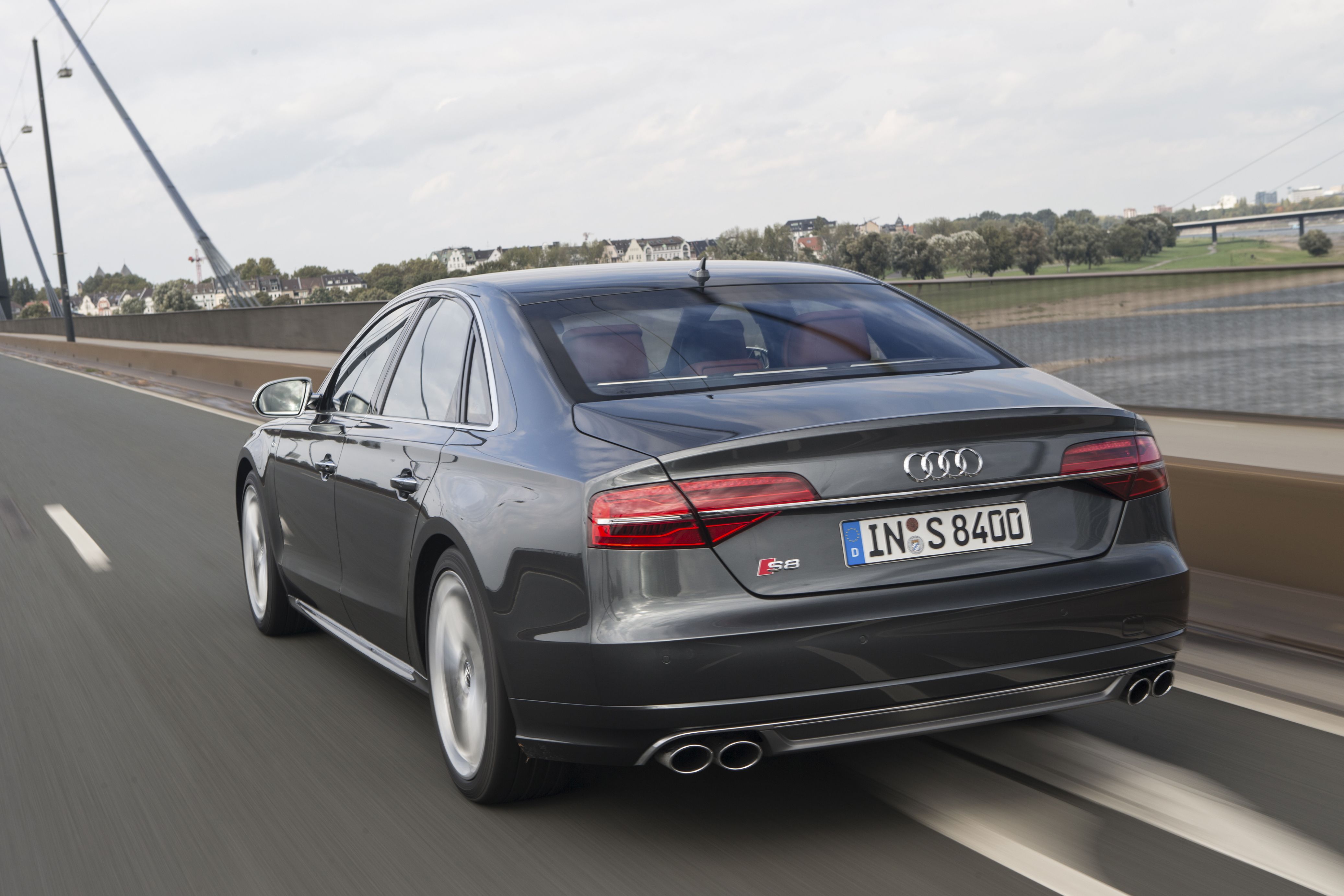 audi-a8-2013-2