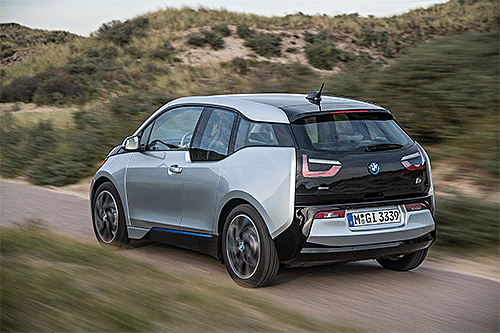 bmw-i3-trasera
