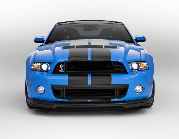 06-2013-ford-shelby-gt500