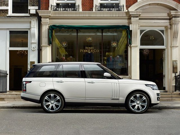 rangeroverl_61e3c9798bbf46a9012b69438_l