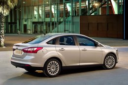 FORD Focus 4p