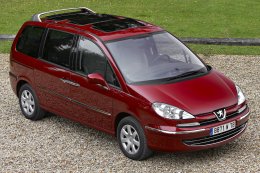 PEUGEOT 807 2.0 HDi 160 cv Family