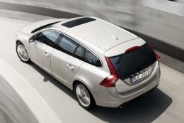 VOLVO V60 T5 Kinetic