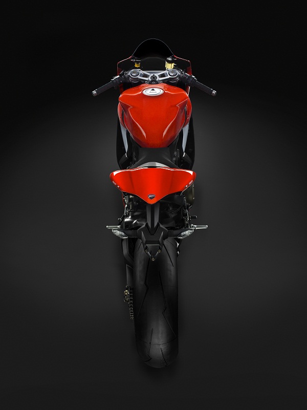 3-06_1199_Superleggera
