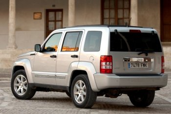 Jeep Cherokie 08, trasera
