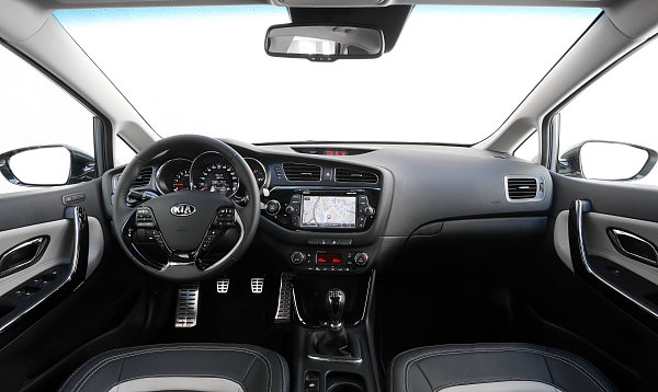 ceed-interior-1605