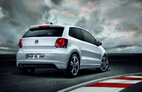 VW-Polo-R-line-0302-2p