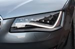 faros audi a8