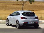 exterior opel astra gtc