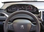 puesto conduccion peugeot 208
