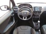 puesto conducción Peugeot 208