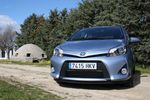 exterior toyota yaris hsd
