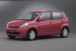 DAIHATSU Sirion