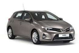 TOYOTA Auris 5p