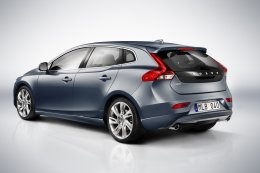 VOLVO V40 D3 Automático Momentum