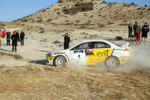 Evo Cup Tierra: Fuertes y Mitsubishi más líderes