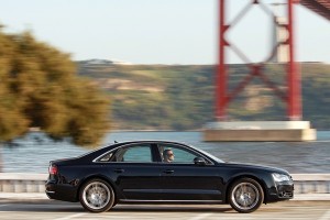 Audi A8: nueva motorización con tracción delantera en la base de la gama
