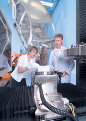 Audi investiga mediante el uso de tomógrafos computerizados tanto carrocerías de aluminio como momias egipcias