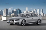 Audi S8, 520 lujosos caballos