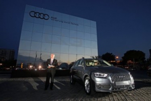 Audi presenta su nuevo SUV compacto en el Q3 Cube Experience