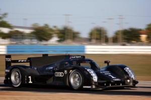 Audi prueba la última evolución del R18