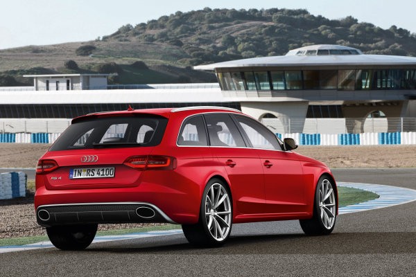 Audi RS4 Avant, el familiar más deportivo para después del verano