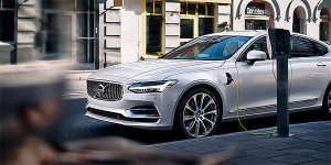 Volvo promete un millón de vehículos eléctricos para 2025
