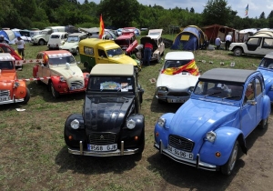 Citroën, 7.000 coches en la mayor concentración del 2 CV
