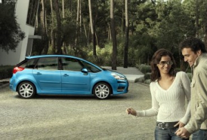 Citroën regala carnets de conducir y cursos de conducción segura a los jóvenes