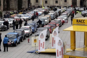 Clásicos: El Rallye Monte-Carlo Histórico sale de Barcelona con una gran participación de público y de inscritos