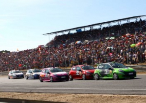 Clio Cup Circuitos: 40.000 espectadores en el Circuito del Jarama