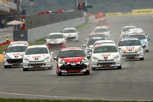 Copa Peugeot: Comienzo de la temporada con agua en Valencia