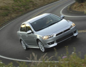 Crece la gama Mitsubishi con el nuevo Lancer Sports Sedan