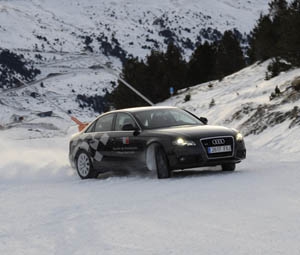 Cursos de conducción sobre nieve con el nuevo Audi A4