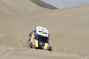 Dakar 2012.- Romá recorta tiempo a Peterhansel