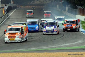De carreras con los Ford Transit, el Trophy 2011 llega a España
