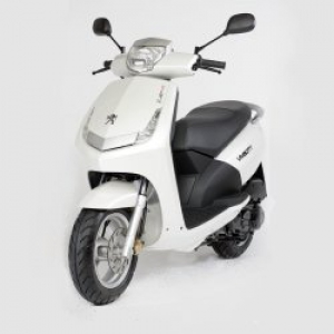 Descubre toda la gama Peugeot Scooters en la fiesta “Muévete por Madrid en moto”