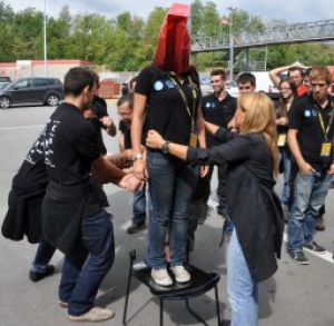 Día 2 de la Formula Student Spain: Trabajo en equipo