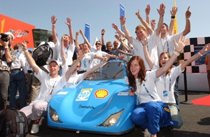 Diez equipos españoles tratarán de recorrer más de 3.000 kilómetros con un litro de combustible durante la Shell Eco-marathon 2008