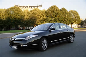 El Citroën C6 recibe el premio a la innovación por su capó activo