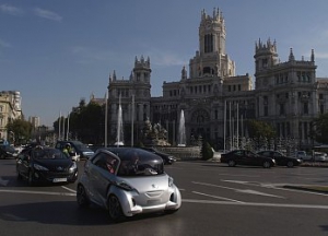 El Concept Peugeot BB1 por las calles de Madrid
