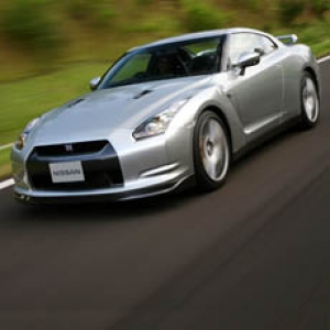 El Nissan GT-R montará neumáticos Dunlop
