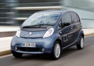 El Peugeot iOn 100% eléctrico, en la reunión informal de ministros de industria del Consejo Europeo de Competitividad