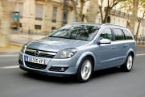 El precio medio de los coches cae por tercer mes consecutivo y se sitúa en 19.628 euros en noviembre