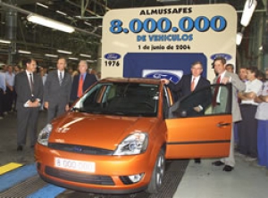 El Presidente y CEO de Ford Europa, preside el acto de fabricación del coche 8.000.000 en Almussafes