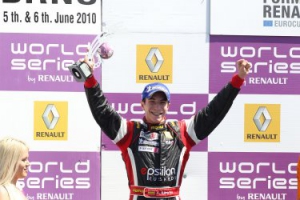 Eurocup Renault 2.0: Alex Riberas: «Siento que puedo lograr algo grande en el automovilismo»