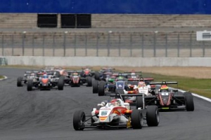 European F3 Open: Míguez y Méndez se juegan el título en Monza este fin de semana