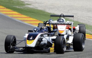 European F3 Open Valencia: Miguez y Mendez protagonistas de la segunda carrera