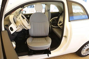Fiat expone sus vehículos adaptados y transformados en el Salon “todosalud”